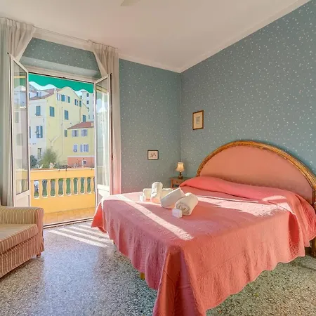 Apartment Sunrise Seaview - Happy Imperia