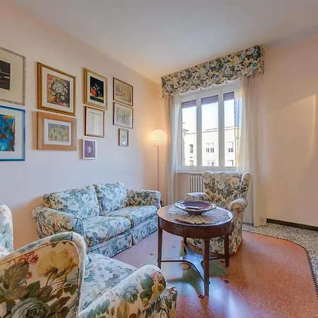 Sunrise Apartment Seaview 100M To Beach - Happy Rentals *