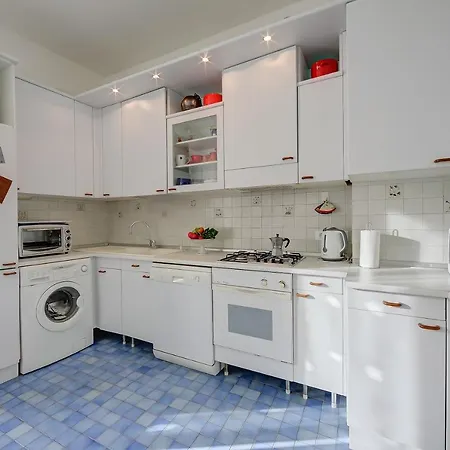 Sunrise Apartment Seaview 100M To Beach - Happy Rentals Apartment