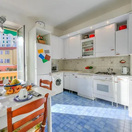 Sunrise Apartment Seaview 100M To Beach - Happy Rentals Apartment